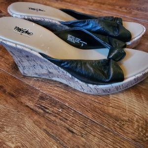 Mossimo platform sandals